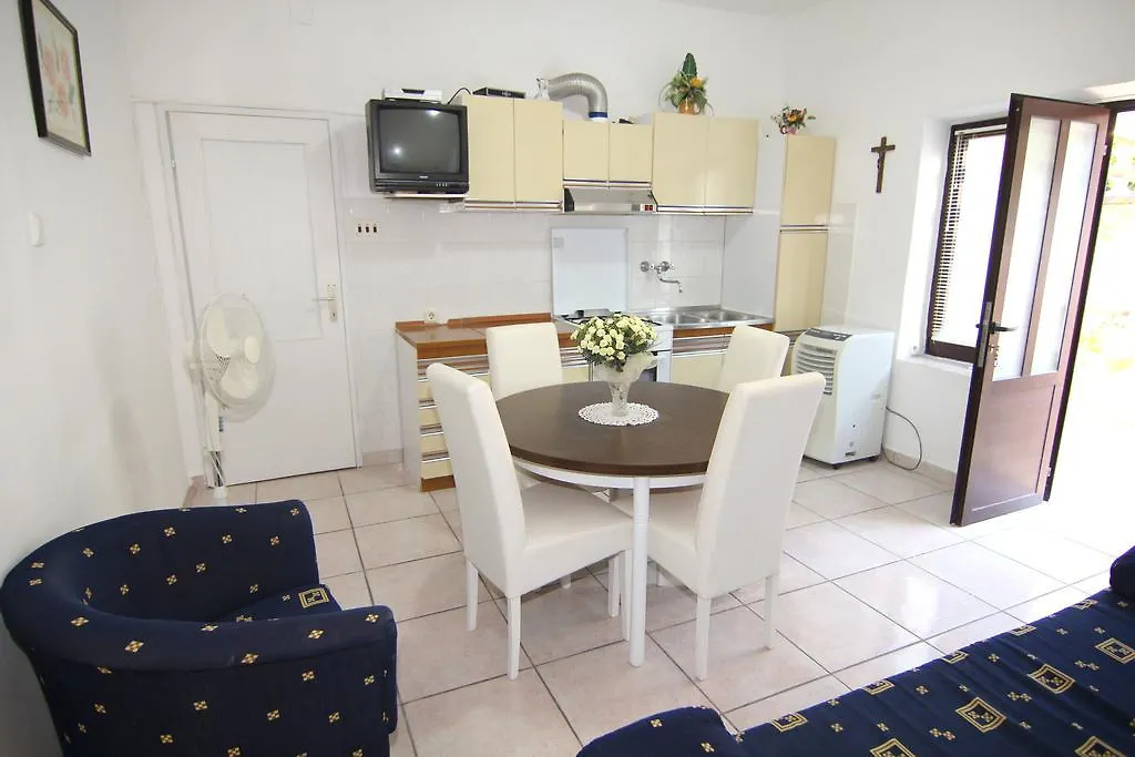 Apartments Dino Pag Island