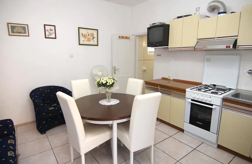 Apartments Dino Pag Island