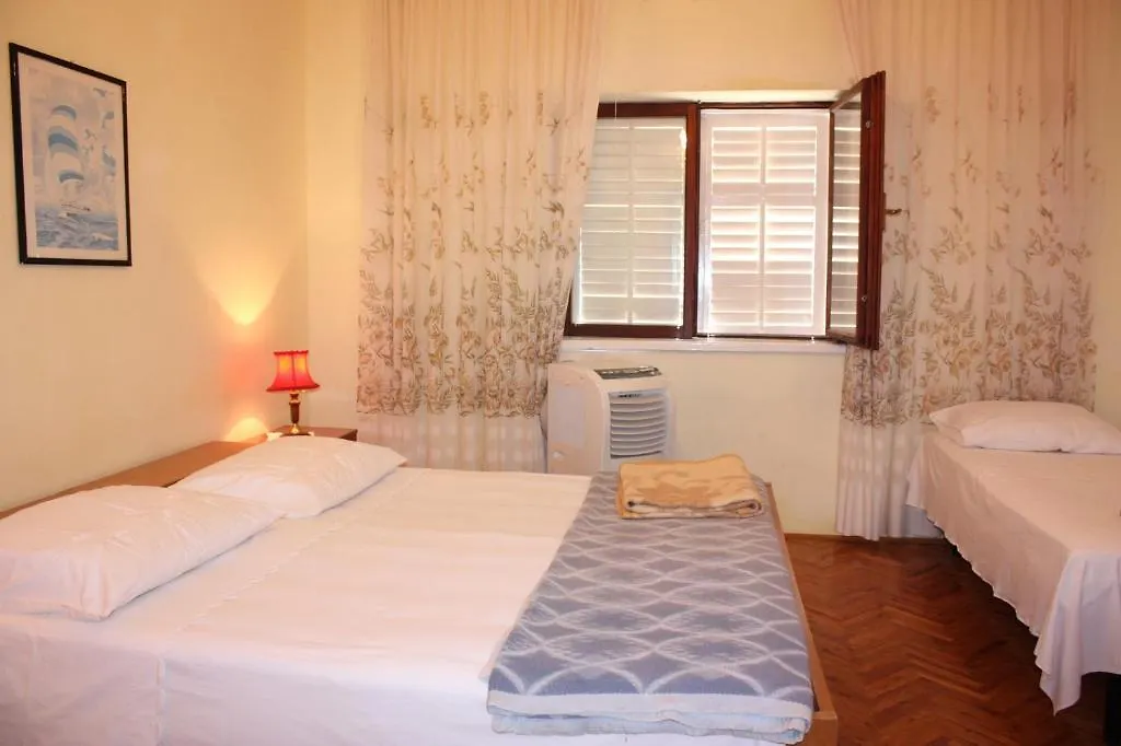 Apartments Dino Pag Island Croatia